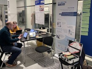 Nutzer beim Plattformtest